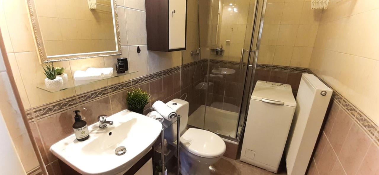 Rondo Onz Metro, Krochmalna 32A Street Varsovia Exterior foto